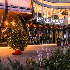 Pour House Oakbrook restaurant photography